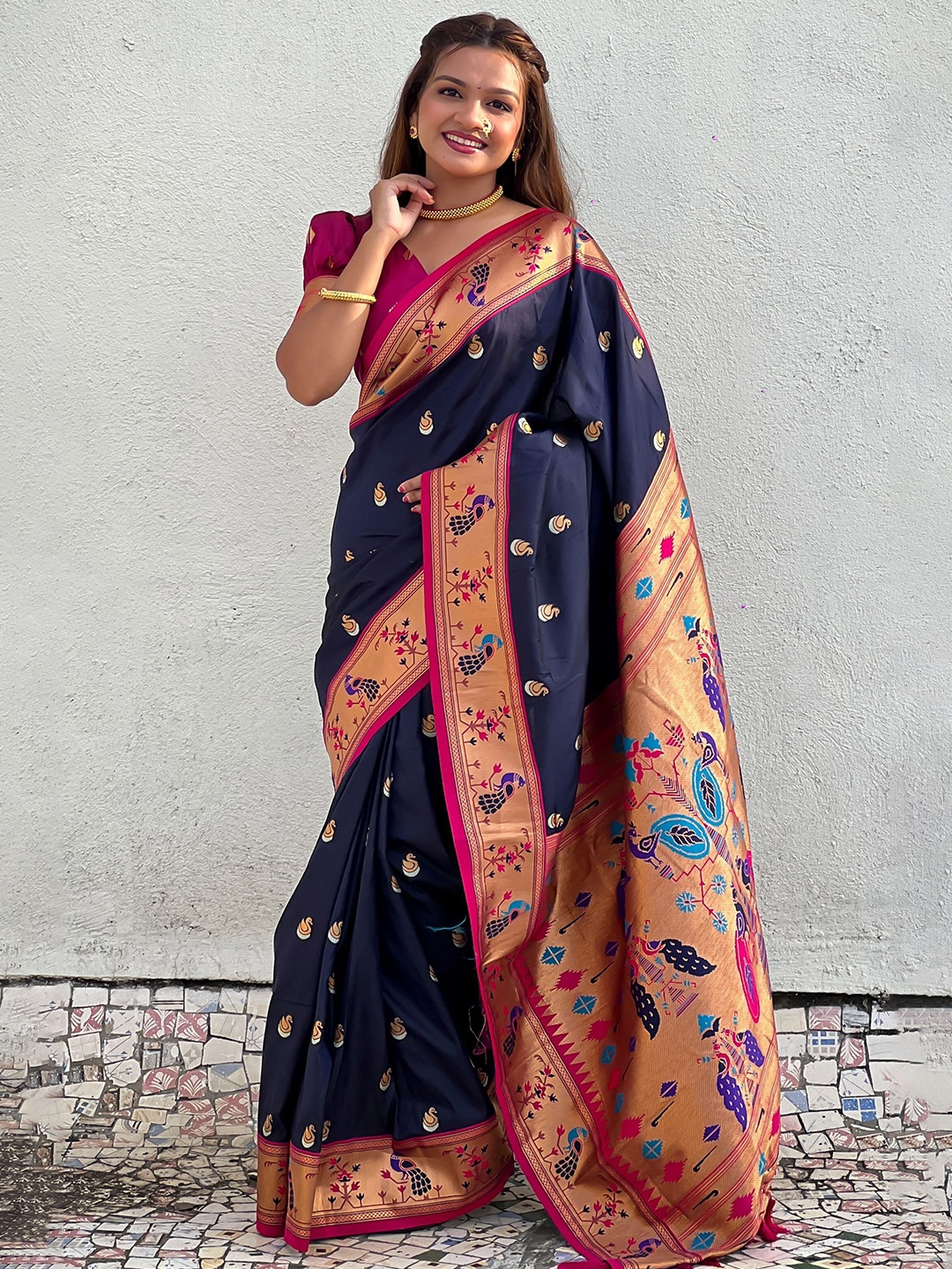 

Vintro Woven Design Zari Silk Blend Paithani Saree, Purple