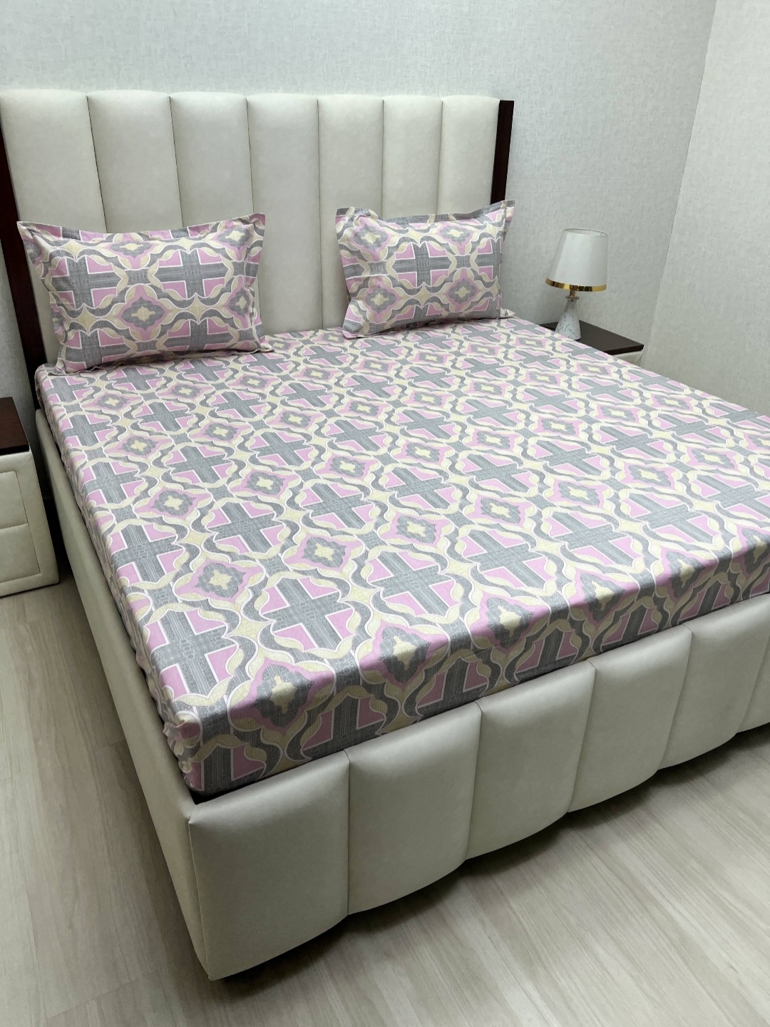 

Pure Decor Velar Pink Printed Cotton 350TC Super King Size Bedsheet Set 2.74 m x 3.04 m