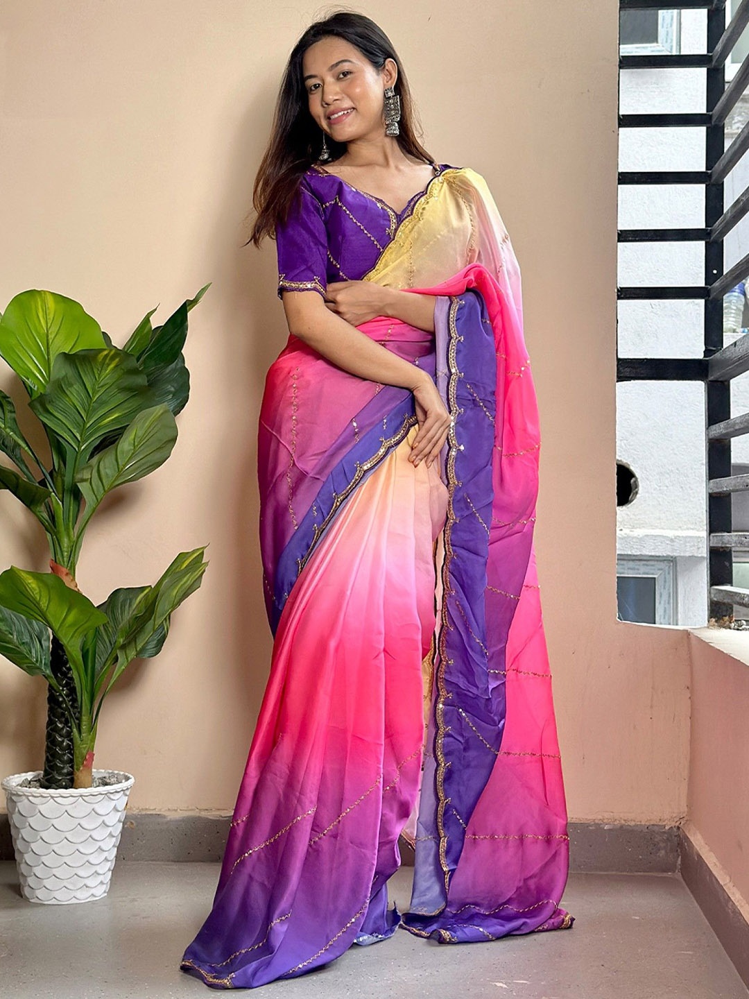 

DIVASTRI Ombre Embroidered Poly Georgette Saree, Purple