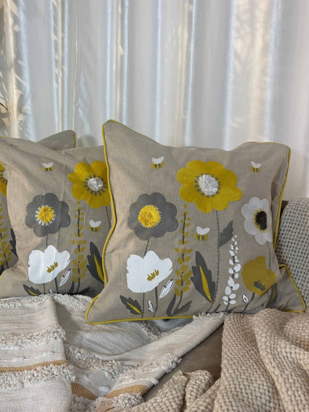 

LUSHLYF Grey & Yellow 3 Pieces Blooming Meadow Tufted CottonnCushion Cover