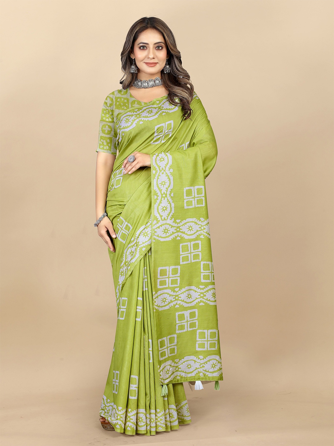 

DIVASTRI Batik Saree, Green