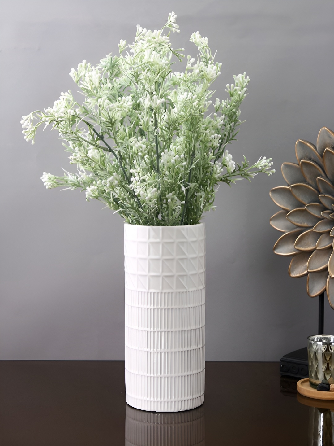 

TAYHAA White & Green 2 Pieces Freesia Artificial Filler Flower