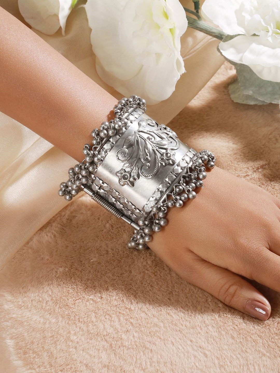 

Sangria Silver-Plated Textured Bangle-Style Bracelet