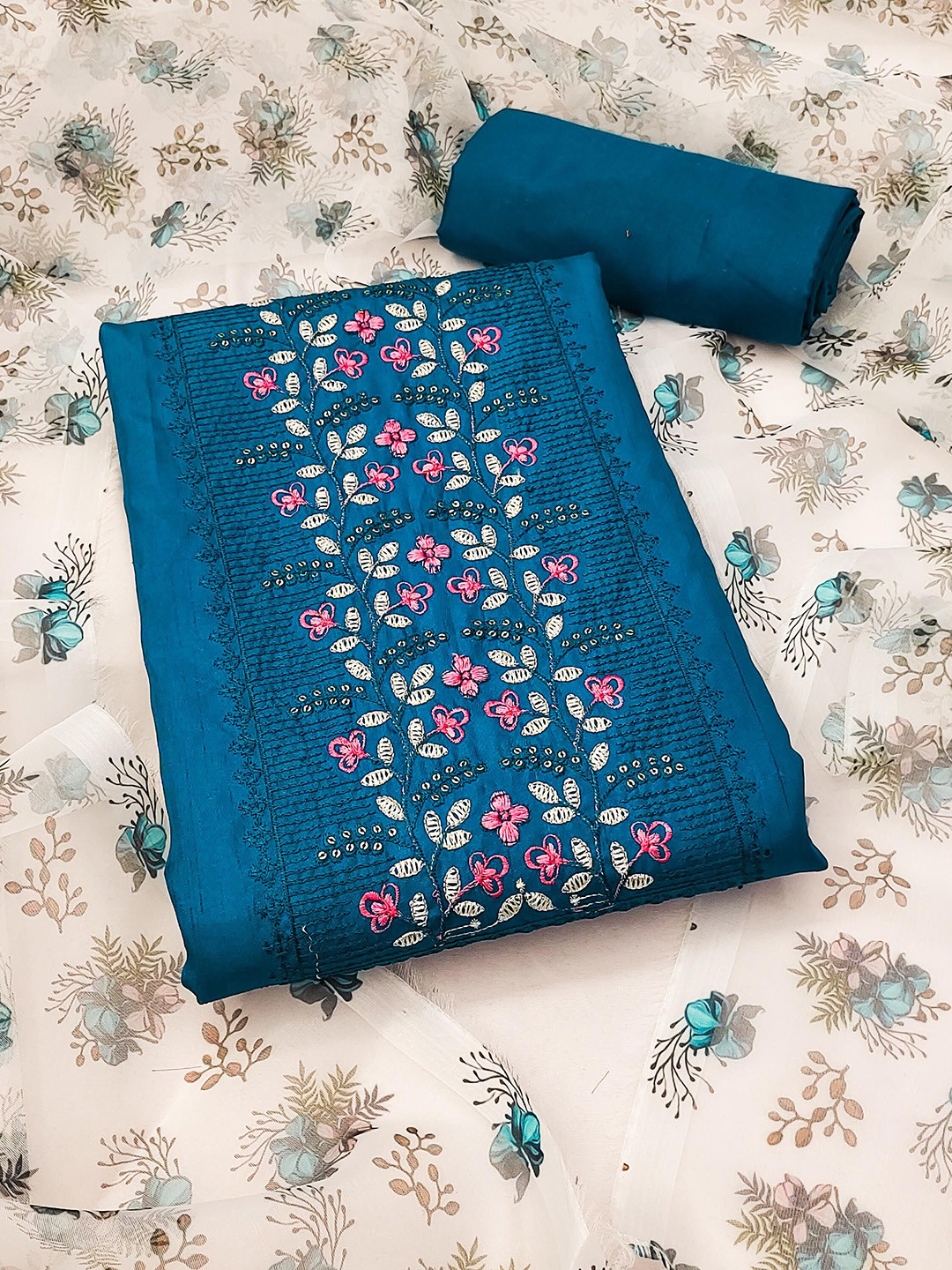 

SAINOOR Floral Embroidered Sequinned Unstitched Dress Material, Blue