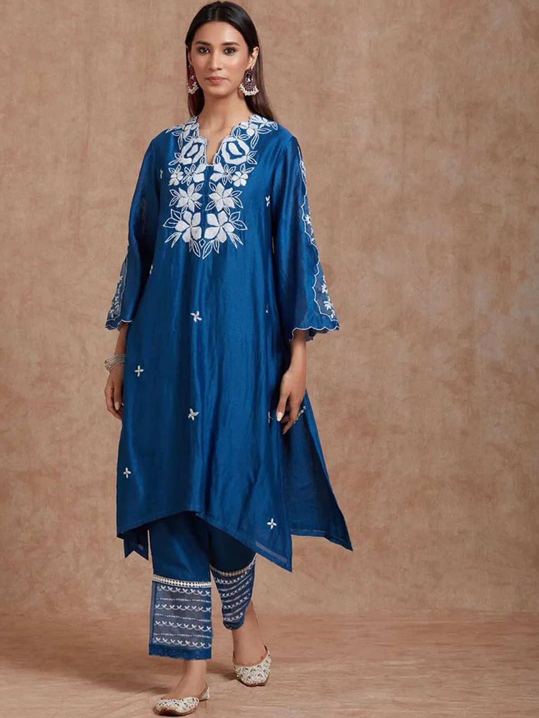 

Bought First Floral Embroidered V-Neck A-Line Kurta With Pyjamas And Dupatta, Blue