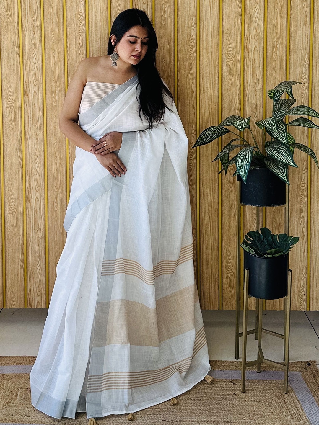 

Moda Rapido Zari Silk Blend Saree, Camel brown
