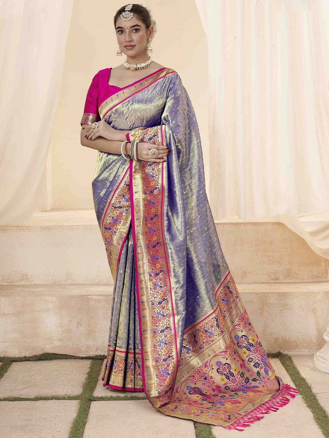 

Mitera Woven Design Zari Silk Blend Handloom Paithani Saree, Lavender