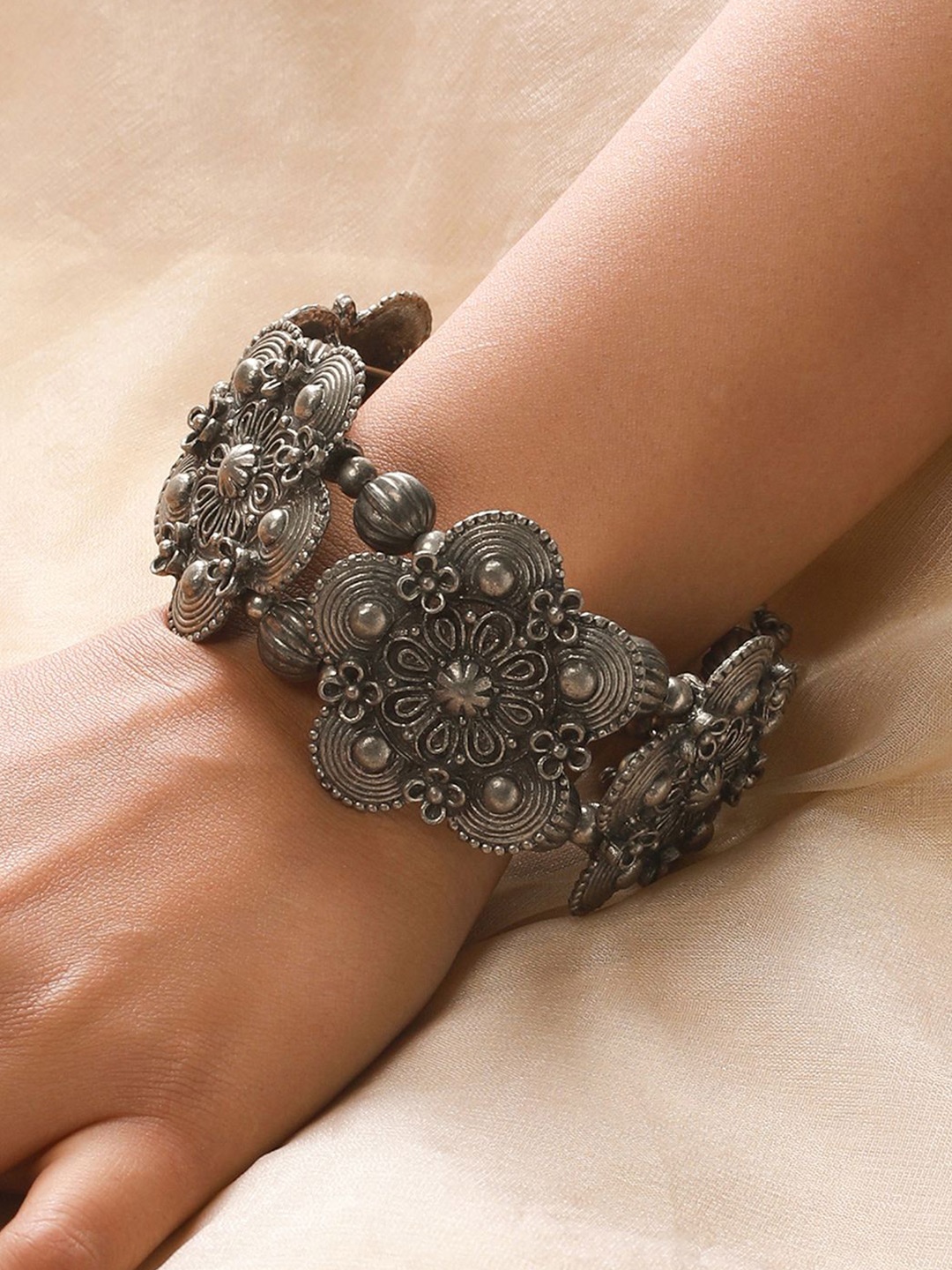 

Sangria Oxidized Bangle-Style Bracelet, Silver
