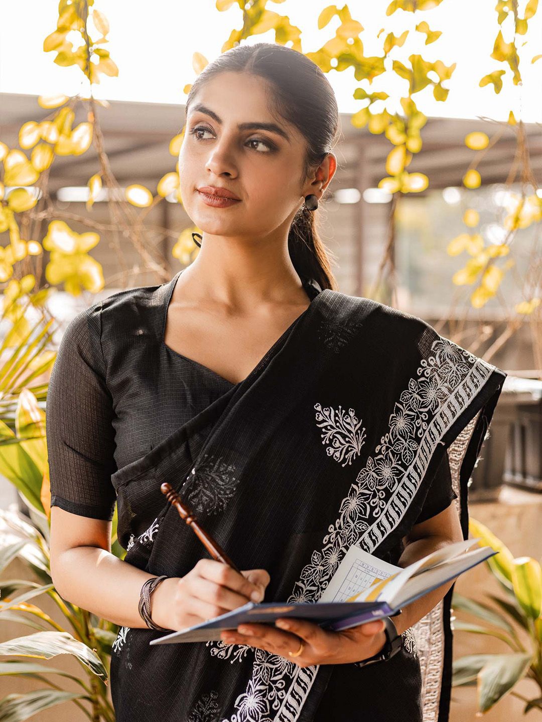 

KALINI Floral Kutchi Embroidery Muga Saree, Black