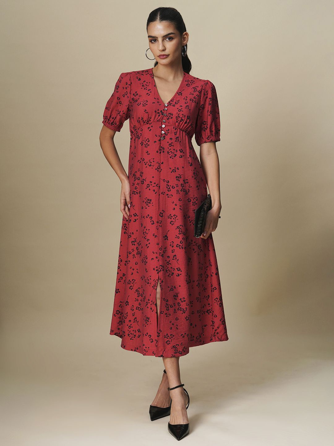 

Chemistry Women Floral Printed V-Neck Puff Sleeve Empire Midi Dress, Red