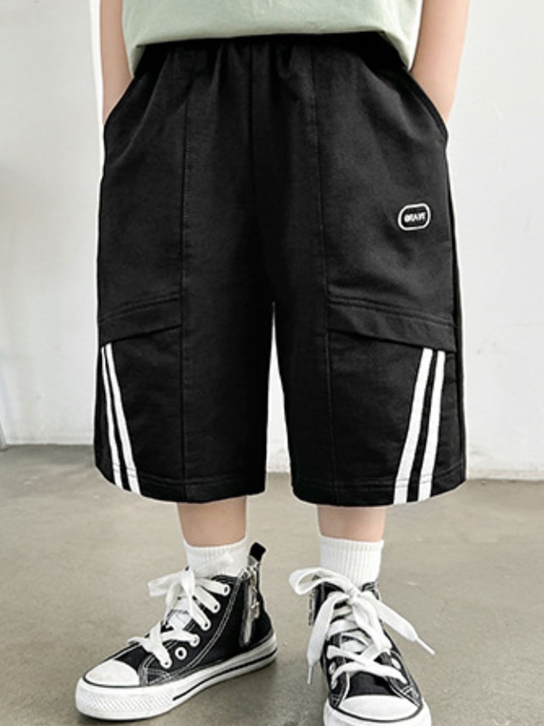 

LULU & SKY Boys Shorts, Black