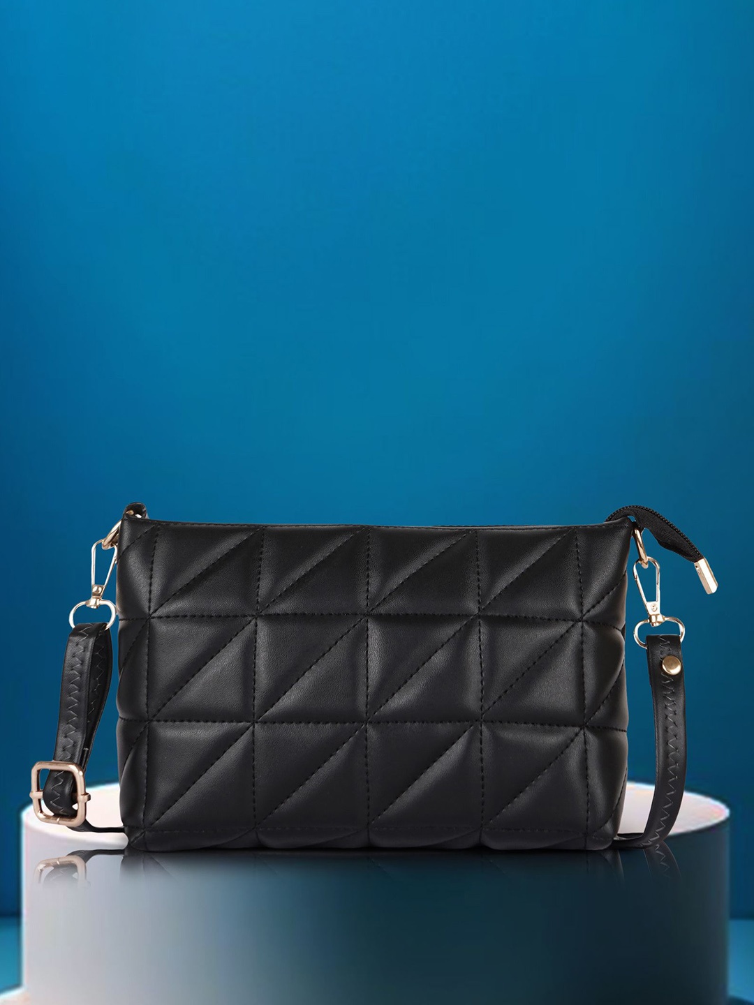 

YOYOWING Structured Sling Bag, Black