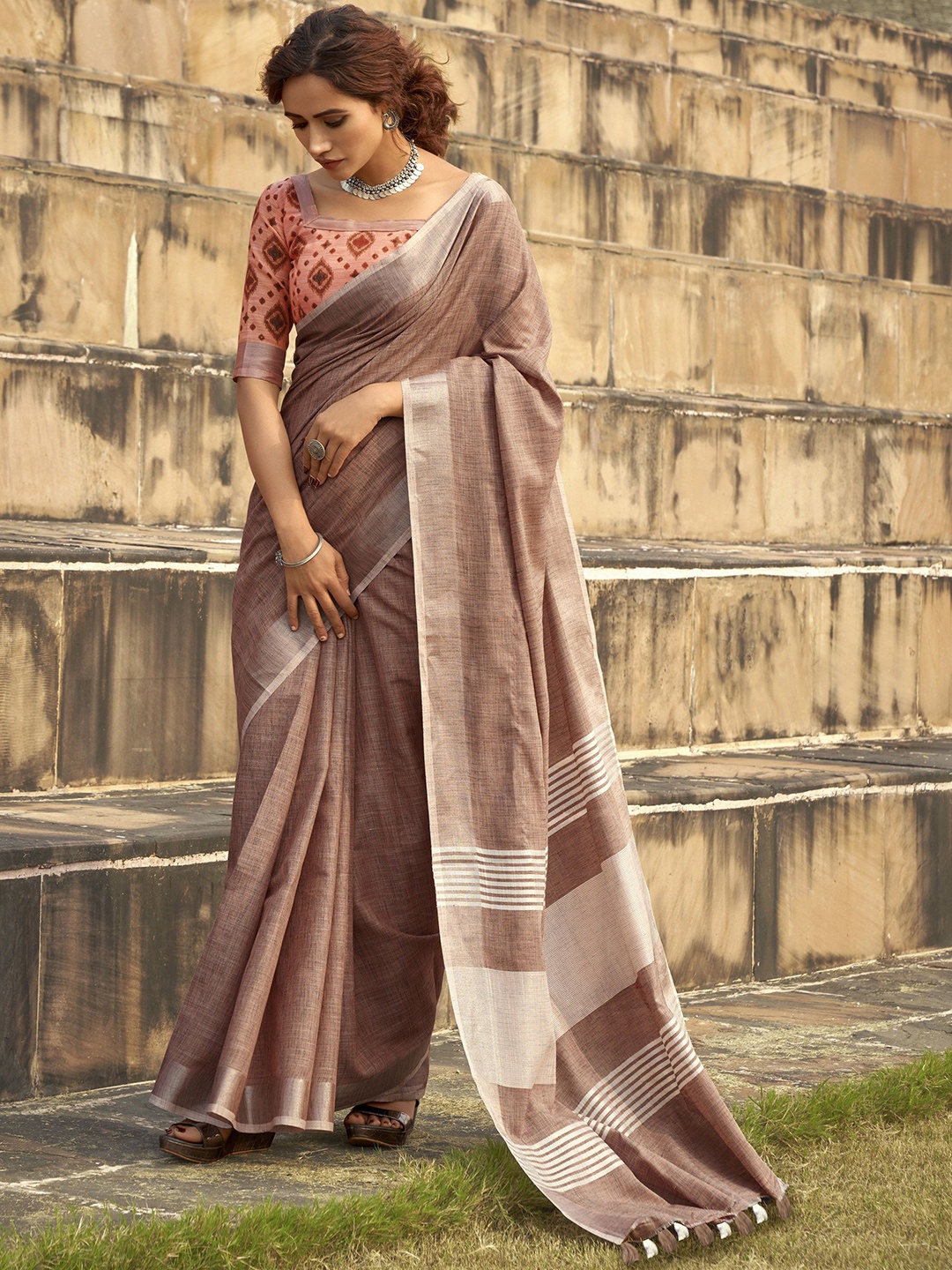

Mitera Zari Saree with Blouse Piece, Mauve