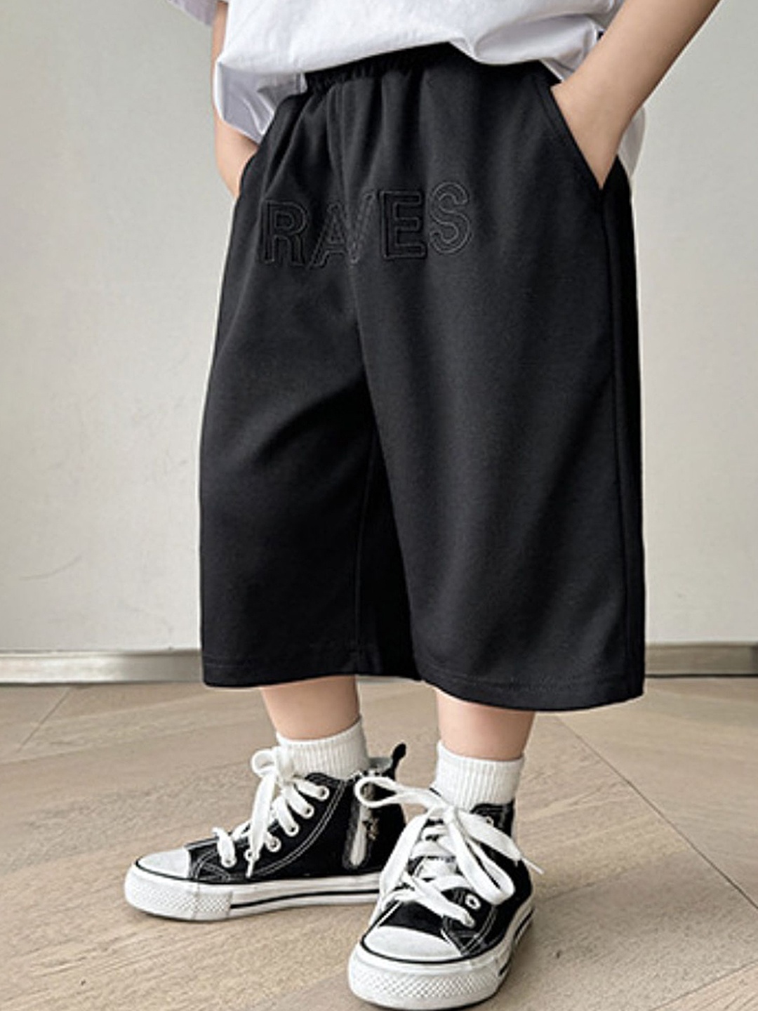 

LULU & SKY Boys Shorts, Black
