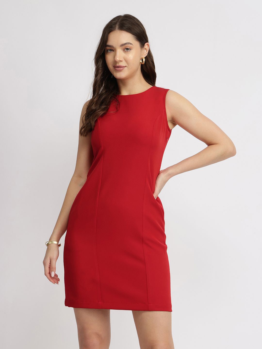 

FableStreet Women Crew Neck Shift Dress, Red