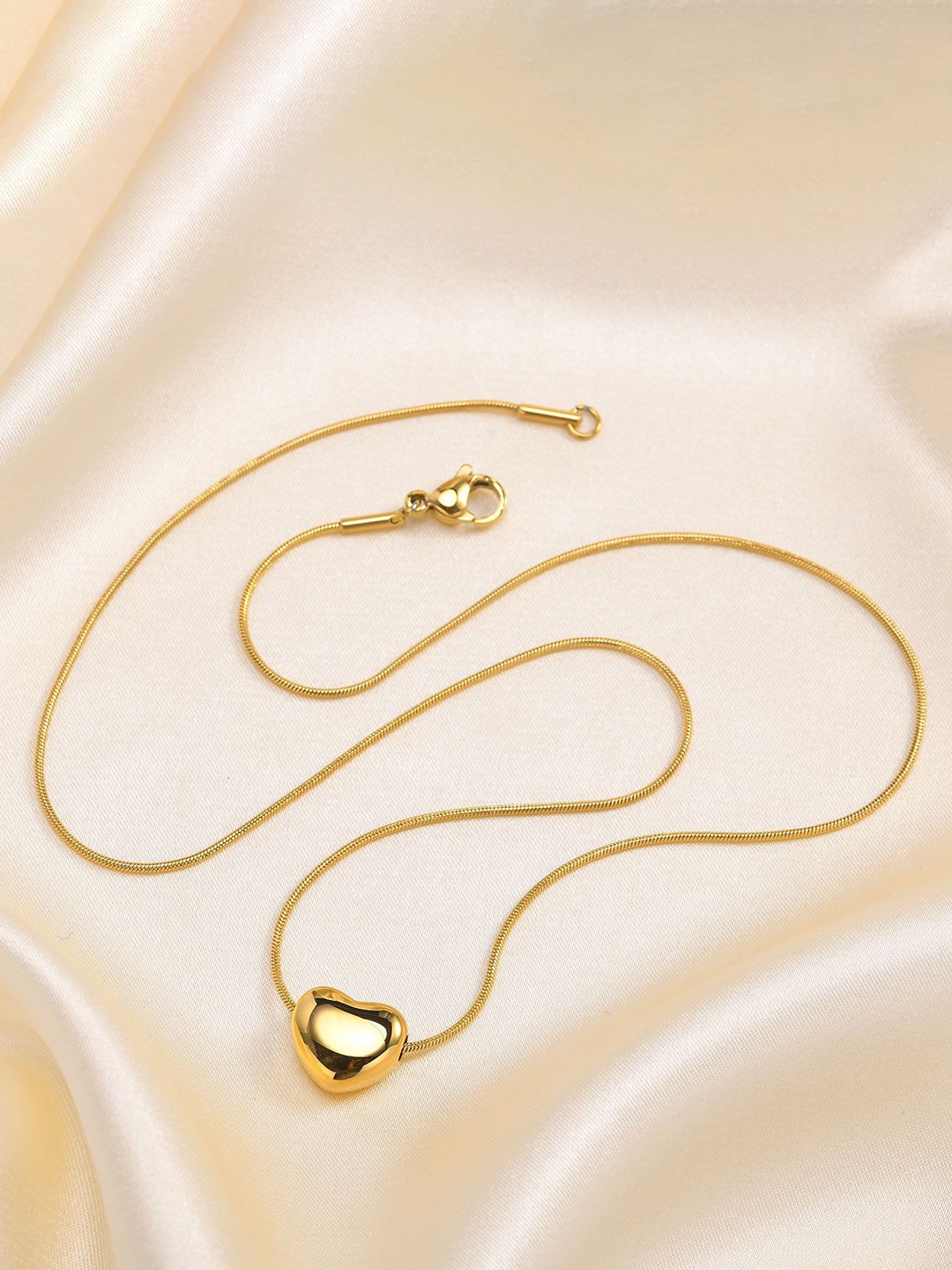 

MEENAZ Gold-Plated Heart Shaped Pendants With Chains