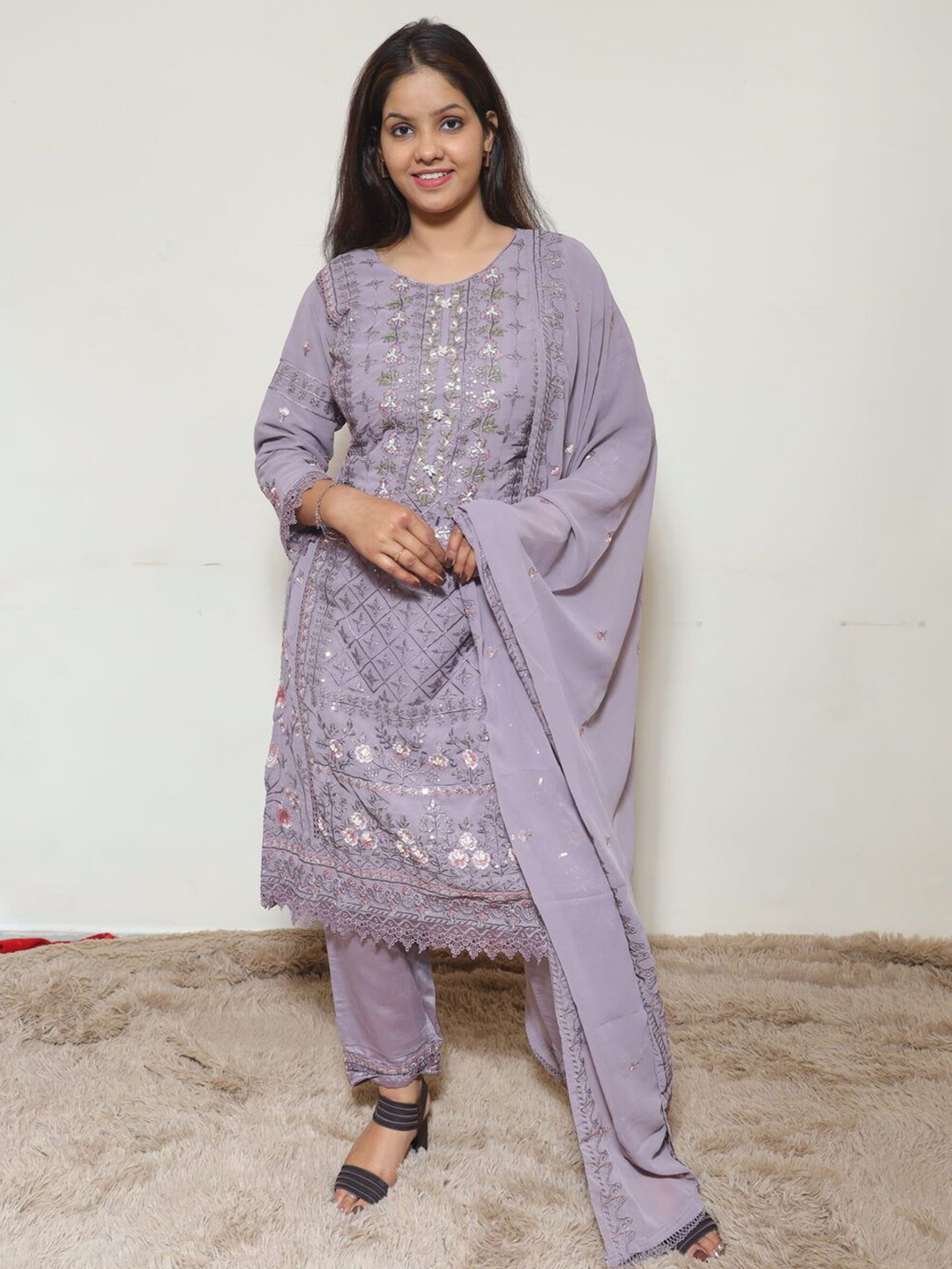 

Wavy Collection Women Floral Embroidered Regular Sequinned Kurta with Trousers & With Dupatta, Purple