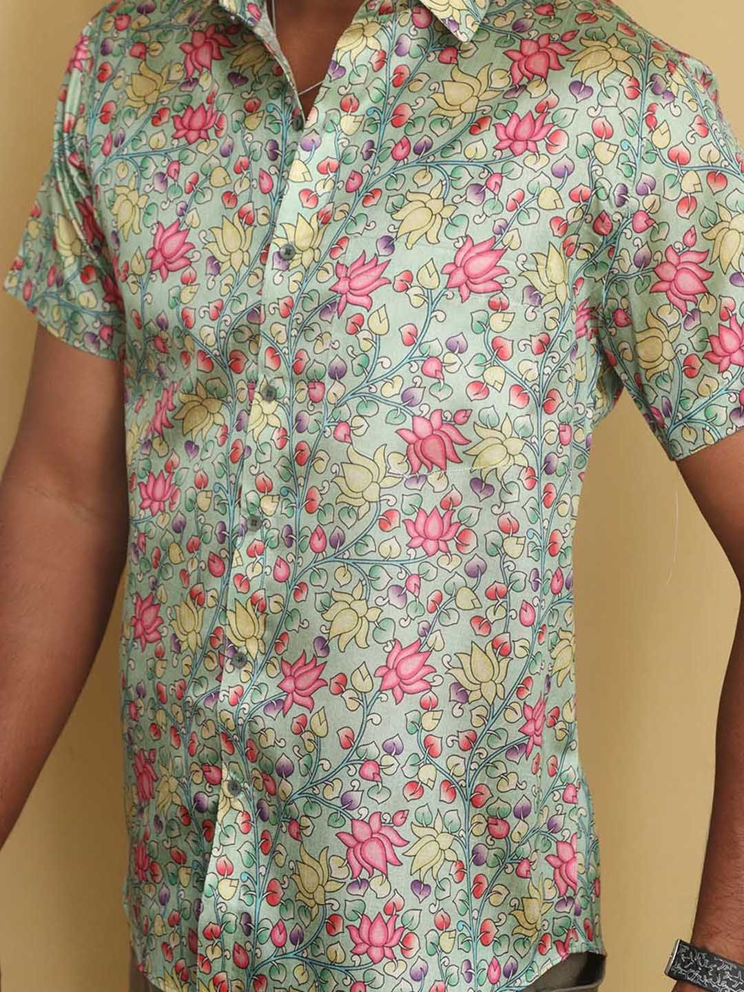 

Luxurionworld Men Modern Semi Sheer Printed Casual Shirt, Green