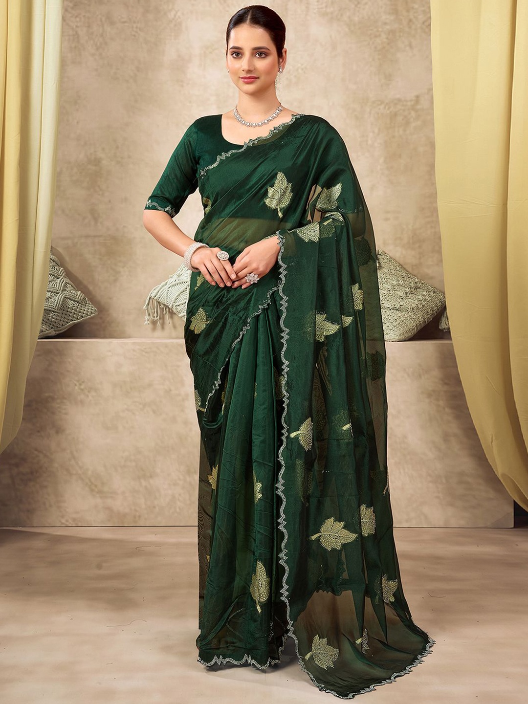 

Mitera Woven Design Zari Silk Blend Designer Saree, Green