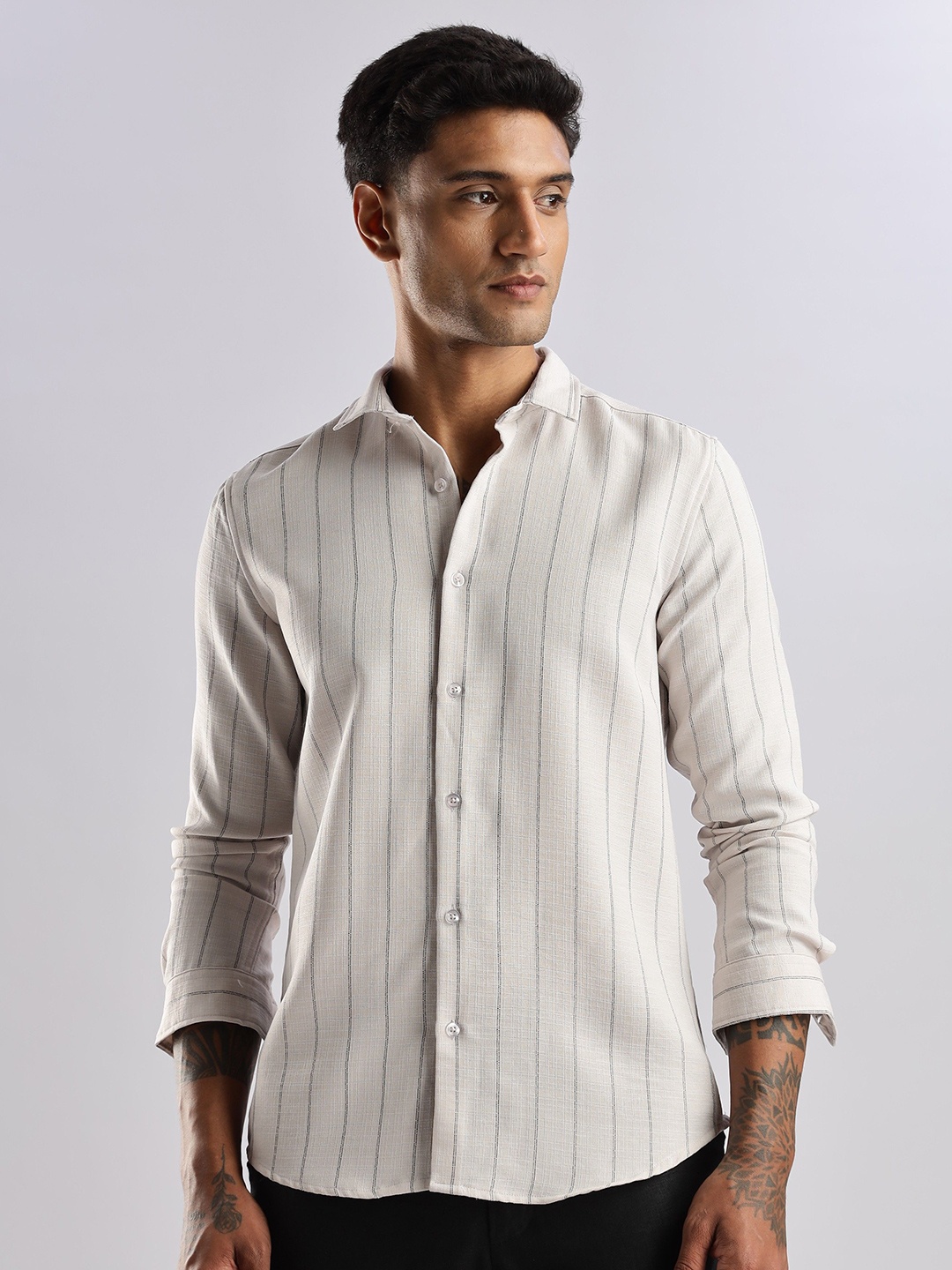 

NEVER NEUD Men Classic Opaque Striped Casual Shirt, Beige