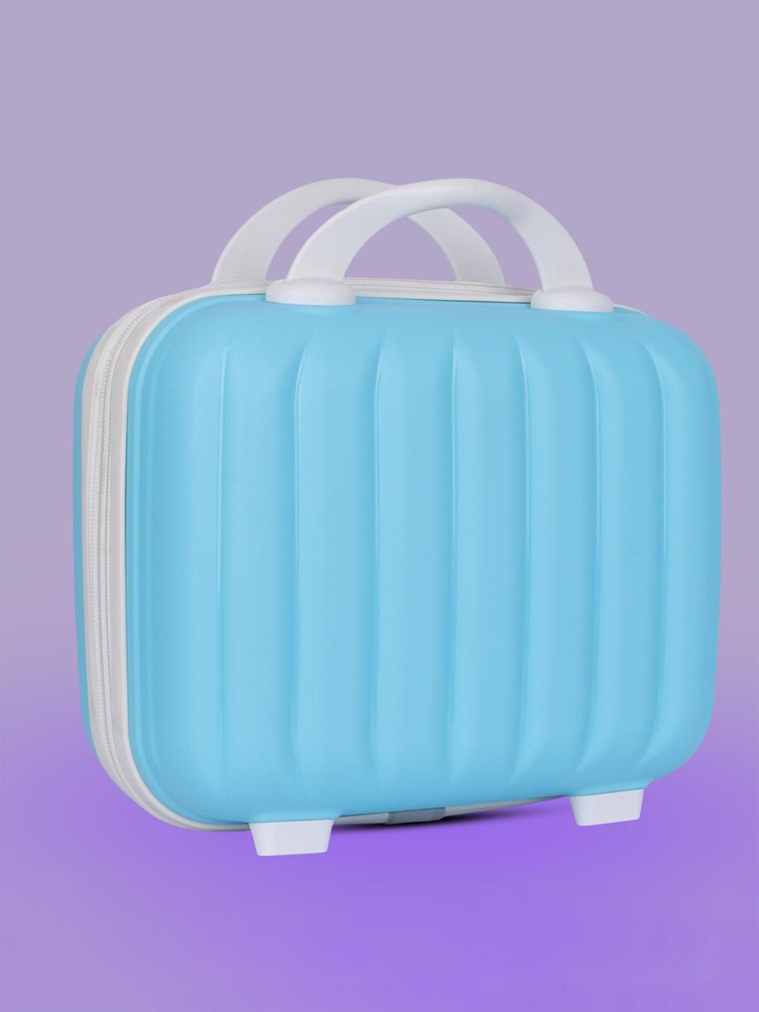 

Polo Class Lightweight & Waterproof Makeup Organiser Box, Blue