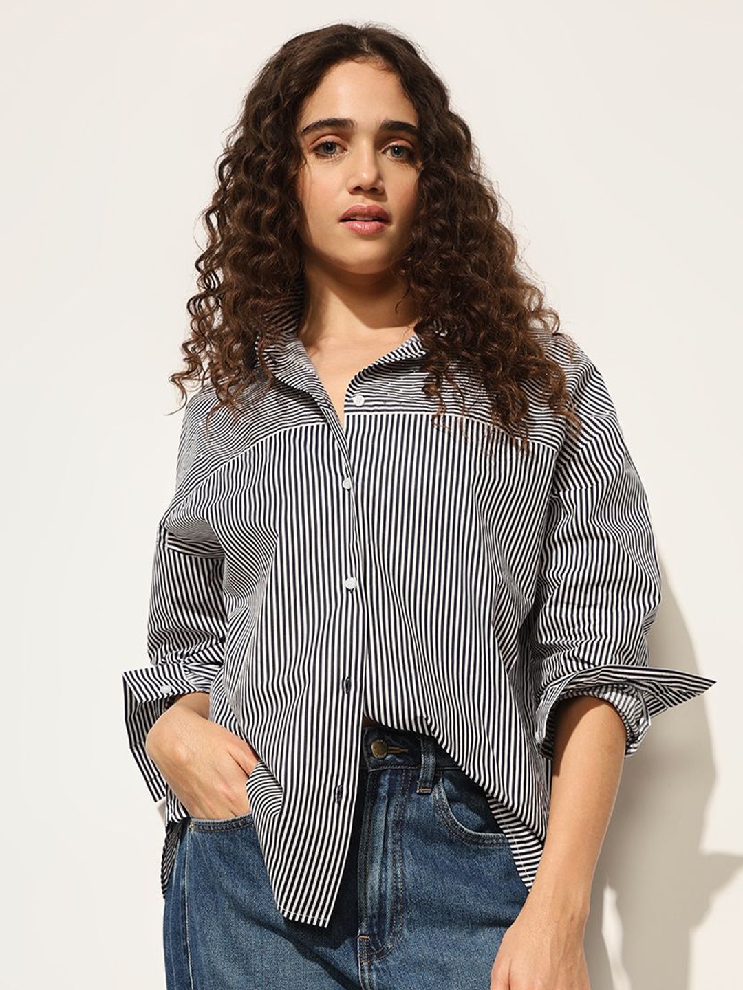 

ONLY Women Opaque Striped Casual Shirt, Black