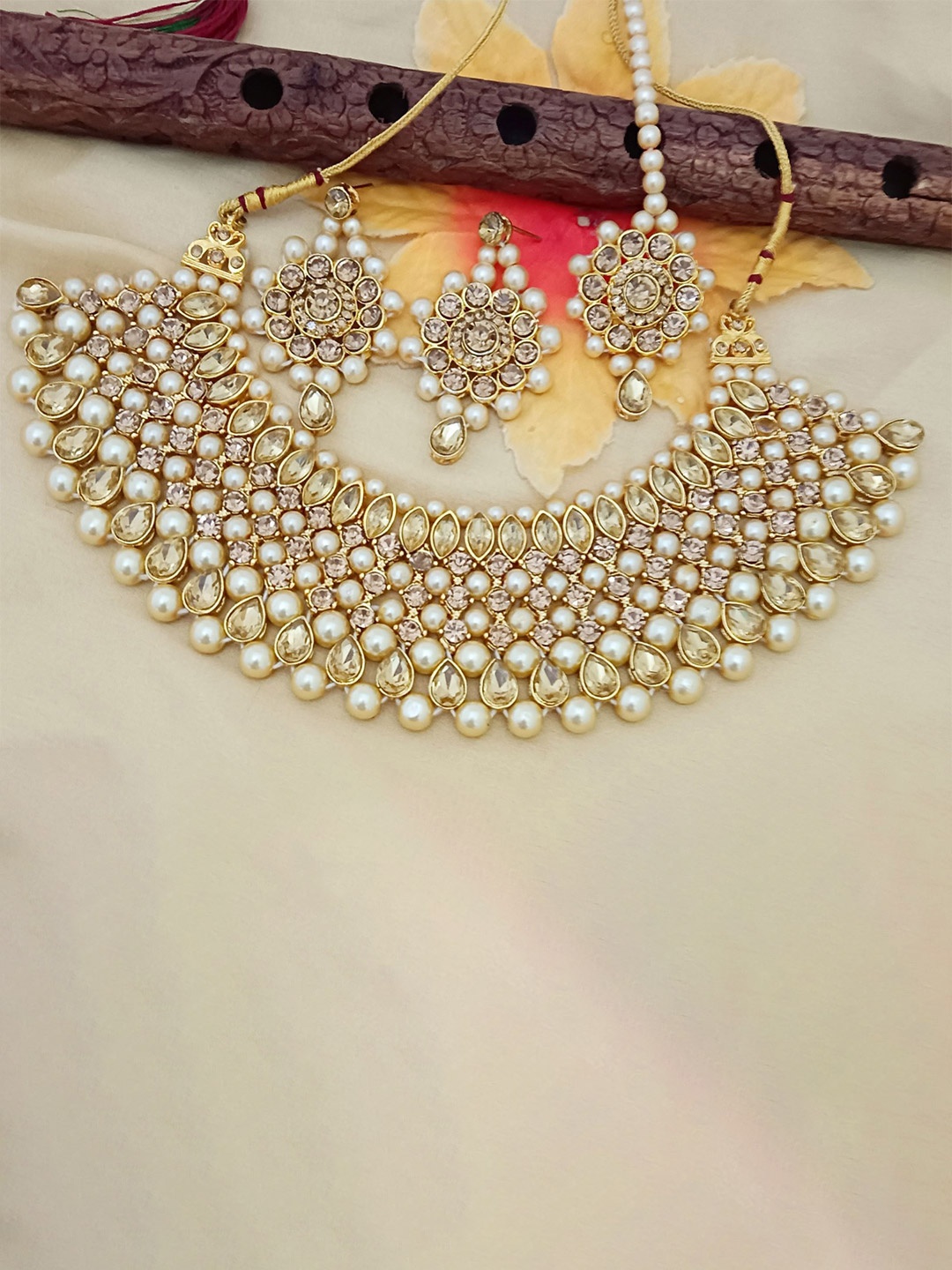 

EVY Gold-Plated Kundan Studded & Pearls Jewellery Set