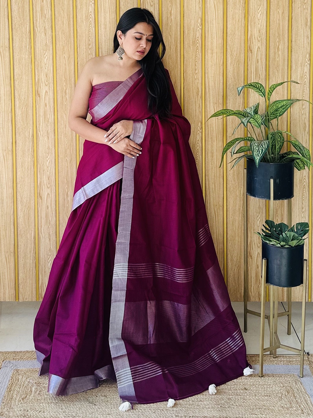 

Moda Rapido Zari Saree, Purple