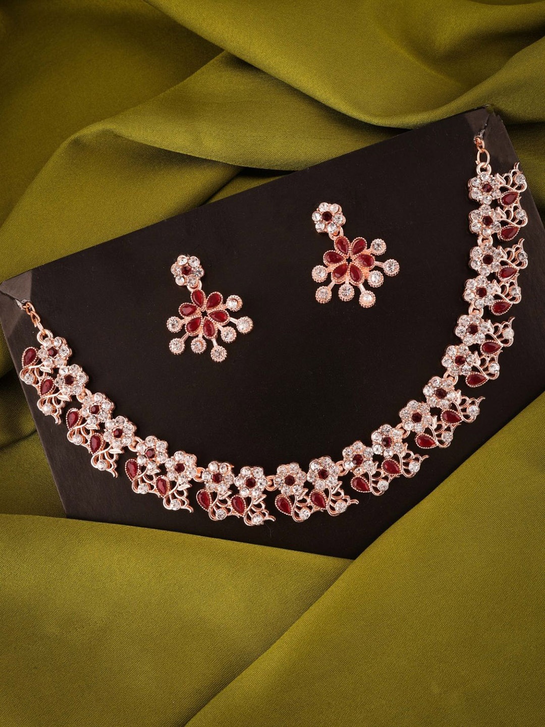 

Anouk Gold-Plated Artificial Stones Studded Jewellery Set