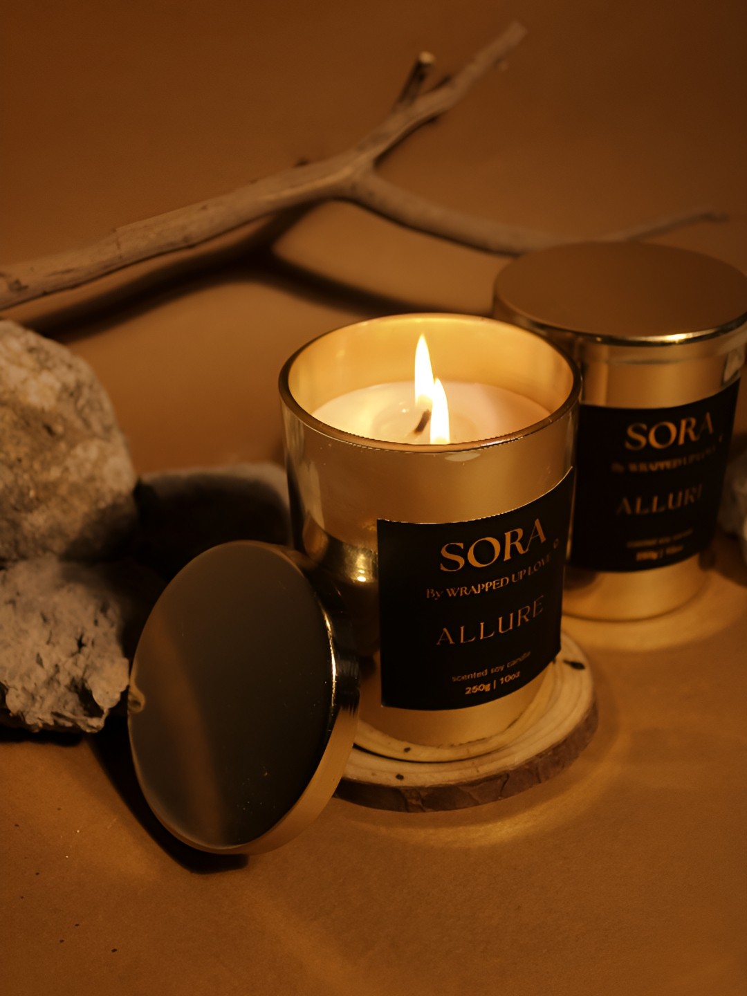 

Wrapped up Love Gold-Toned 1 pieces Core Candle