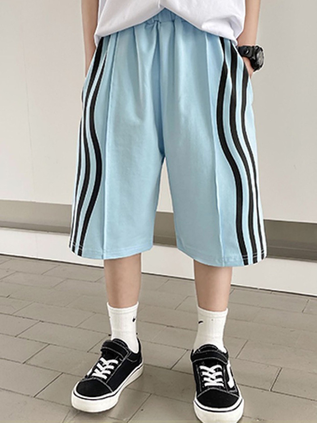 

LULU & SKY Boys Striped Shorts, Blue