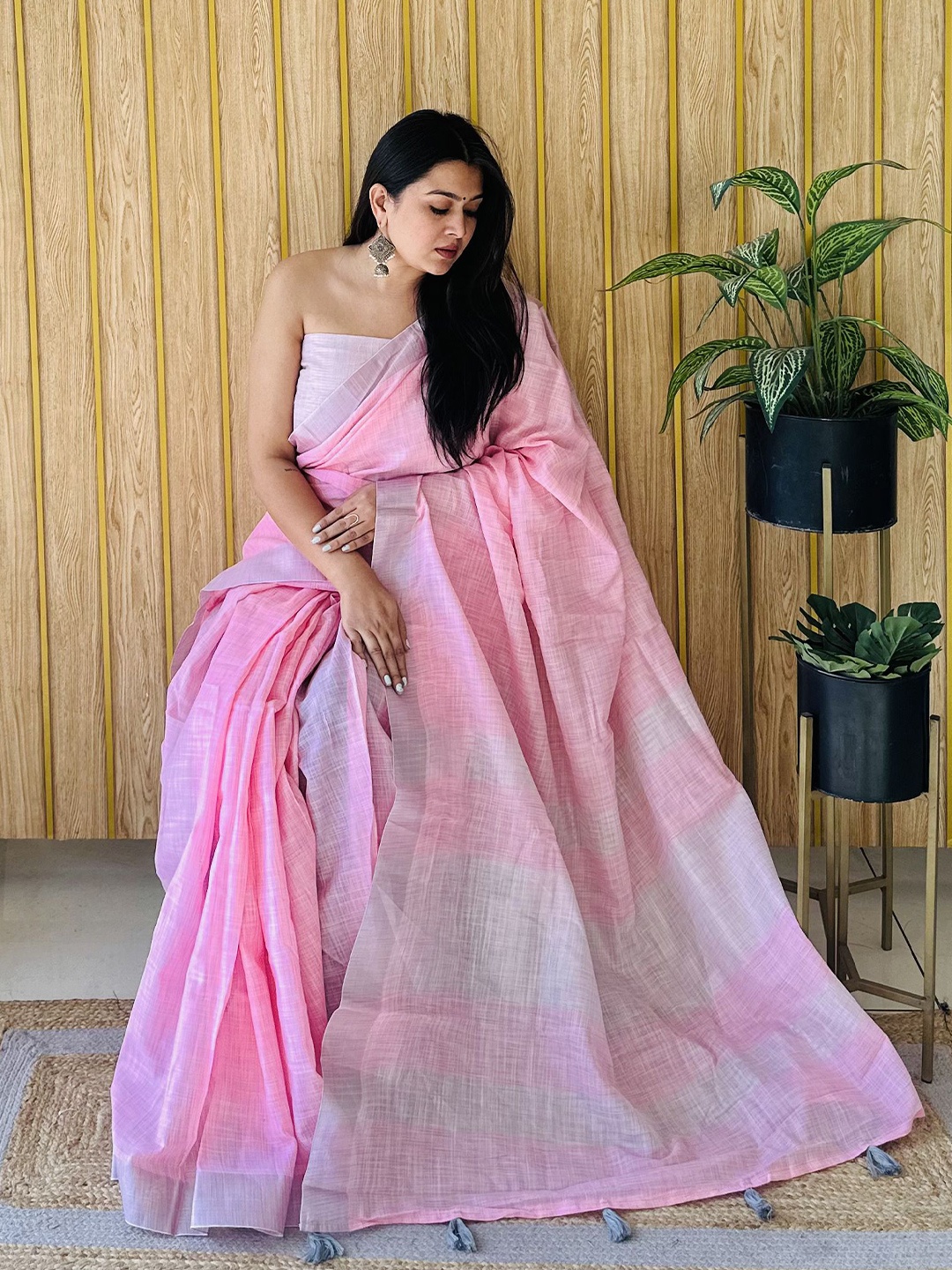 

Moda Rapido Zari Saree, Pink