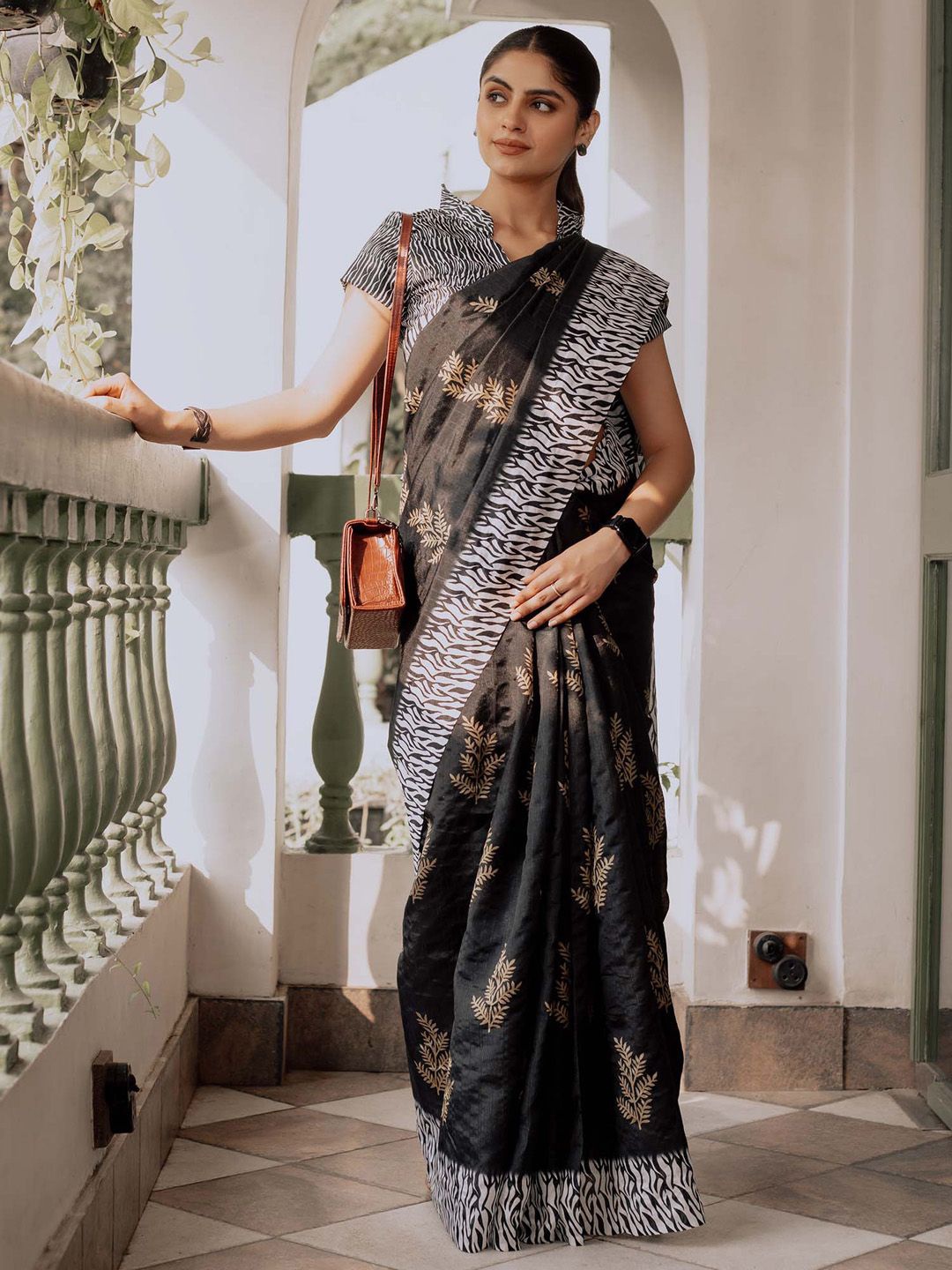 

KALINI Floral Silk Blend Dabu Saree, Black