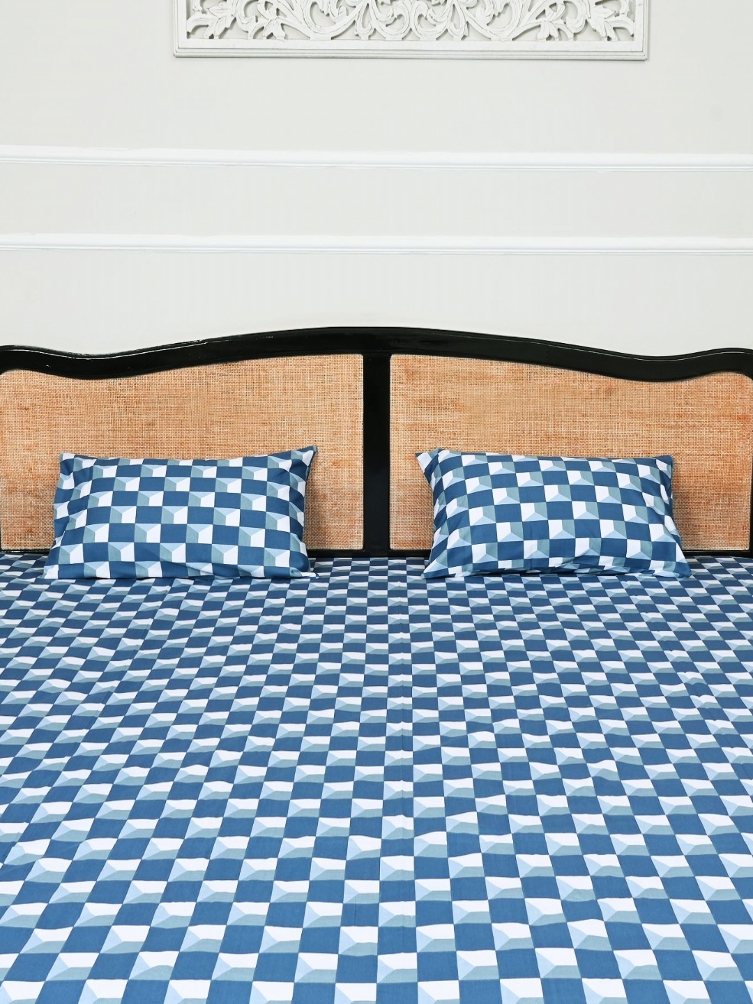 

Sleepsia Lounge Teal & Blue Geometric Printed Pure Cotton 180 TC Queen Bedsheet Set