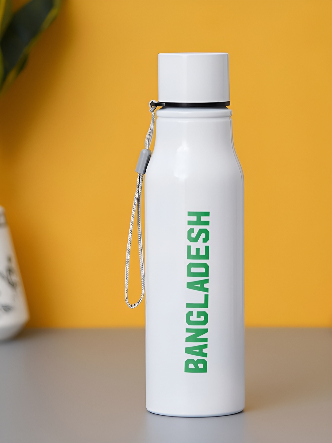 

FanCode White & Green Stainless Steel Typography Single Wall Vacuum Water Bottle 750 ml