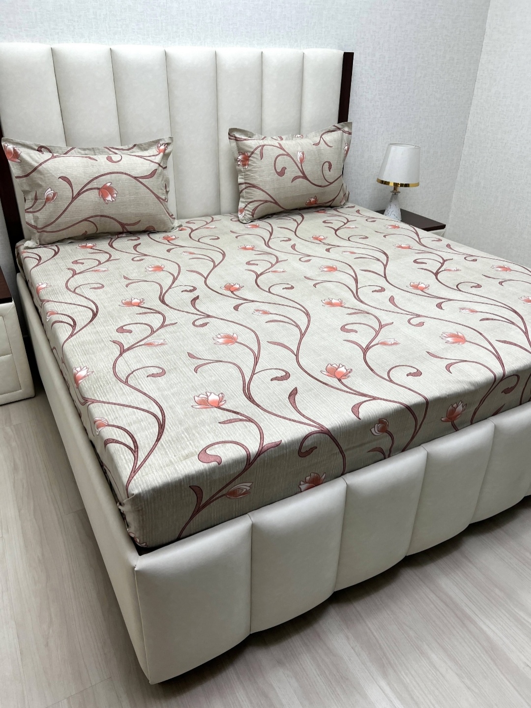 

Pure Decor Velar Brown & Pink Printed Pure Cotton 230 TC King Bedsheet Set 2.74 m x 3.04 m