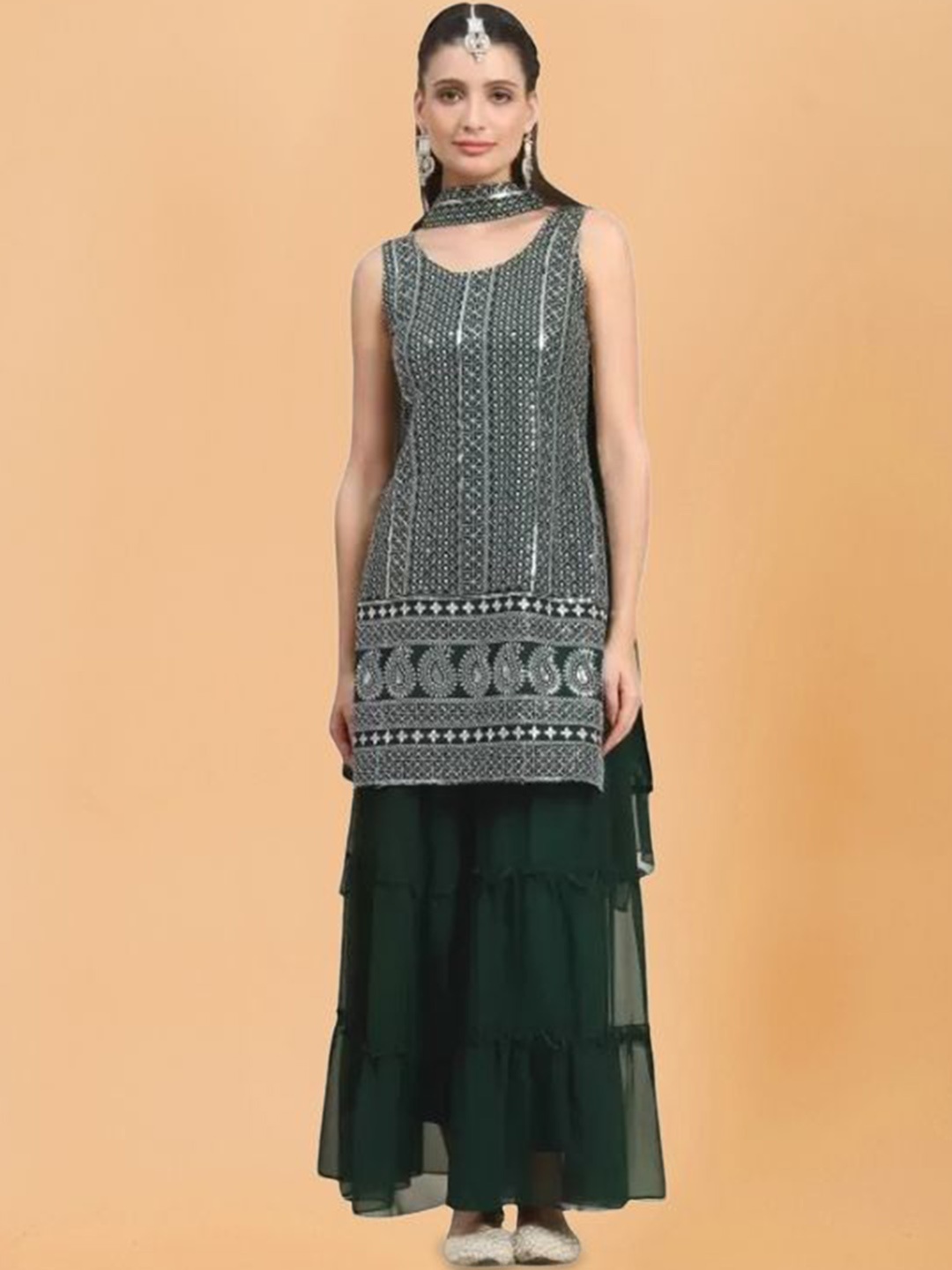 

PARROT CREATION Floral Embroidered Sequinned Georgette Kurti With Palazzos And Dupatta, Green