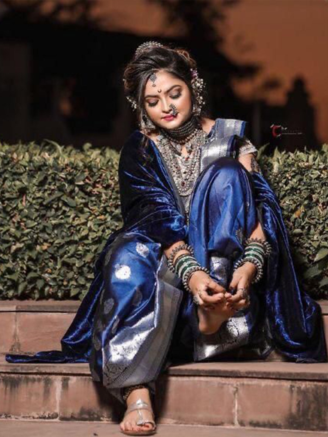 

A TO Z CART Woven Design Zari Pure Silk Banarasi Saree, Navy blue