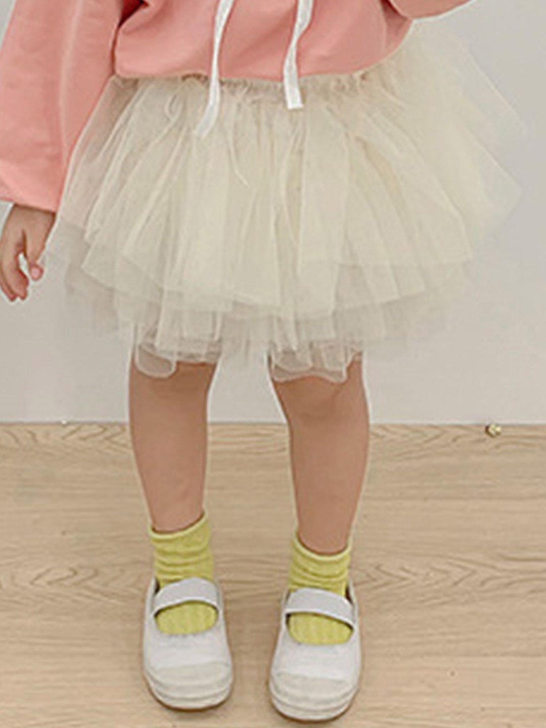

LULU & SKY Girls Tullie Mini Skirt, Beige