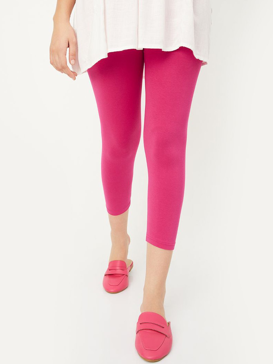 

max Mid-Rise Three-Fourth Length Leggings, Pink