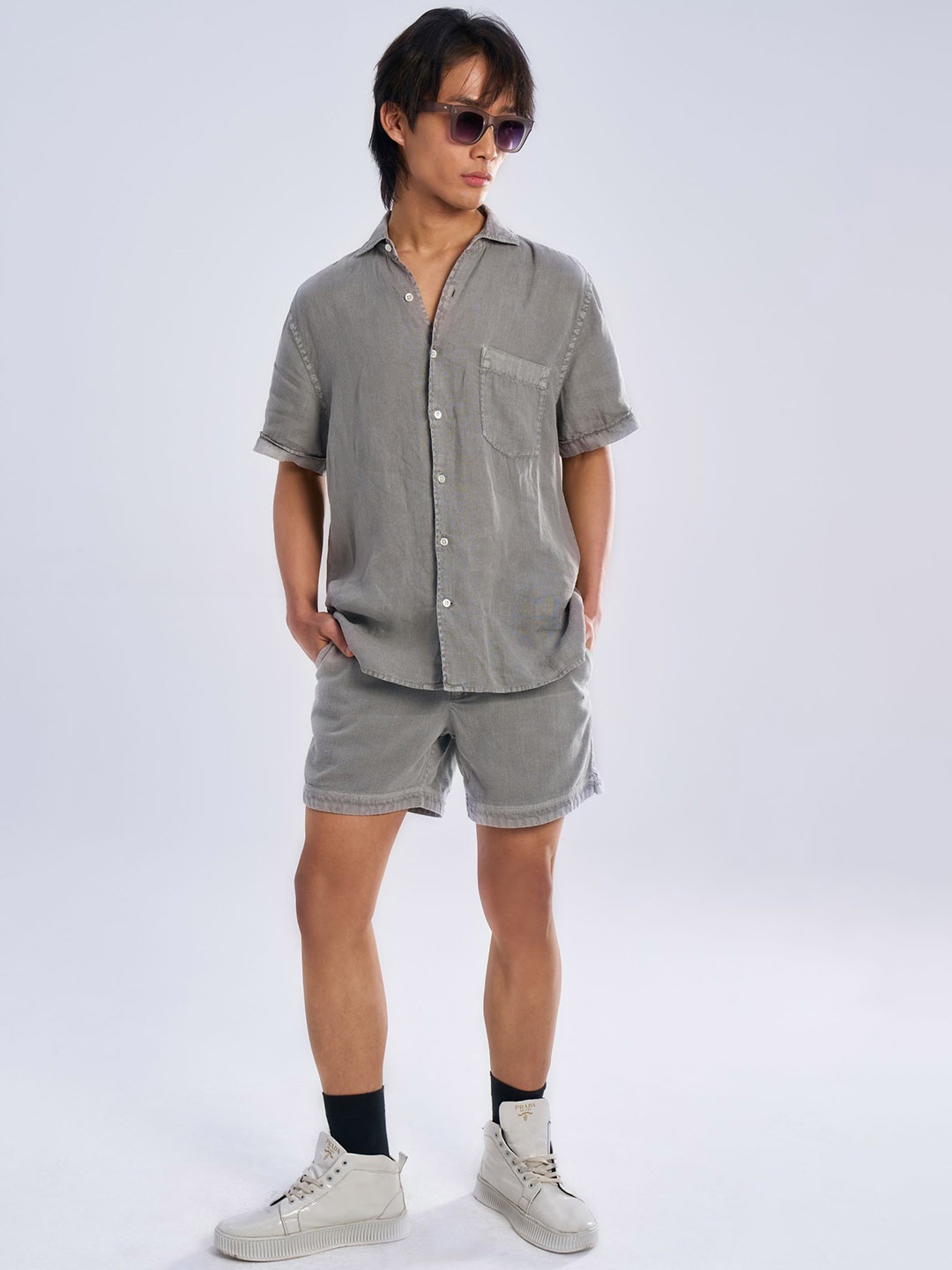 

Terra Luna Men Slim Fit Shorts, Charcoal