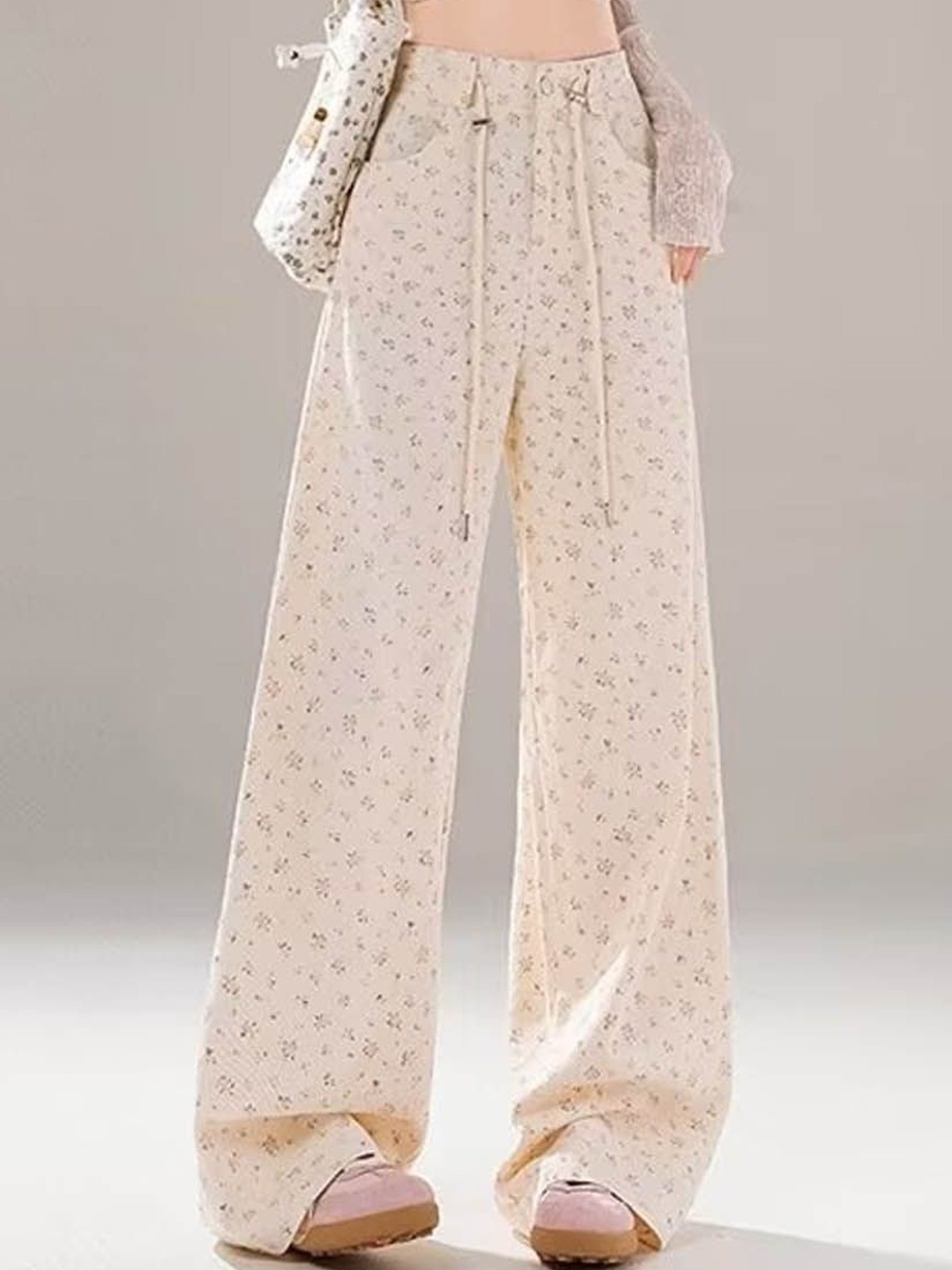 

StyleCast Women Printed Pleated Trousers, Off white
