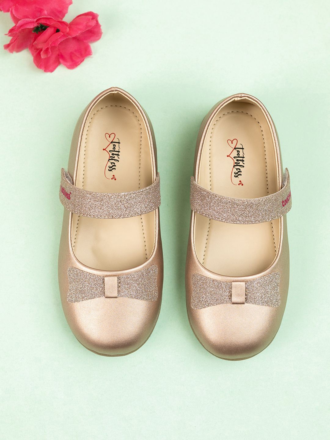 

toothless Girls Embellished Ballerinas, Gold