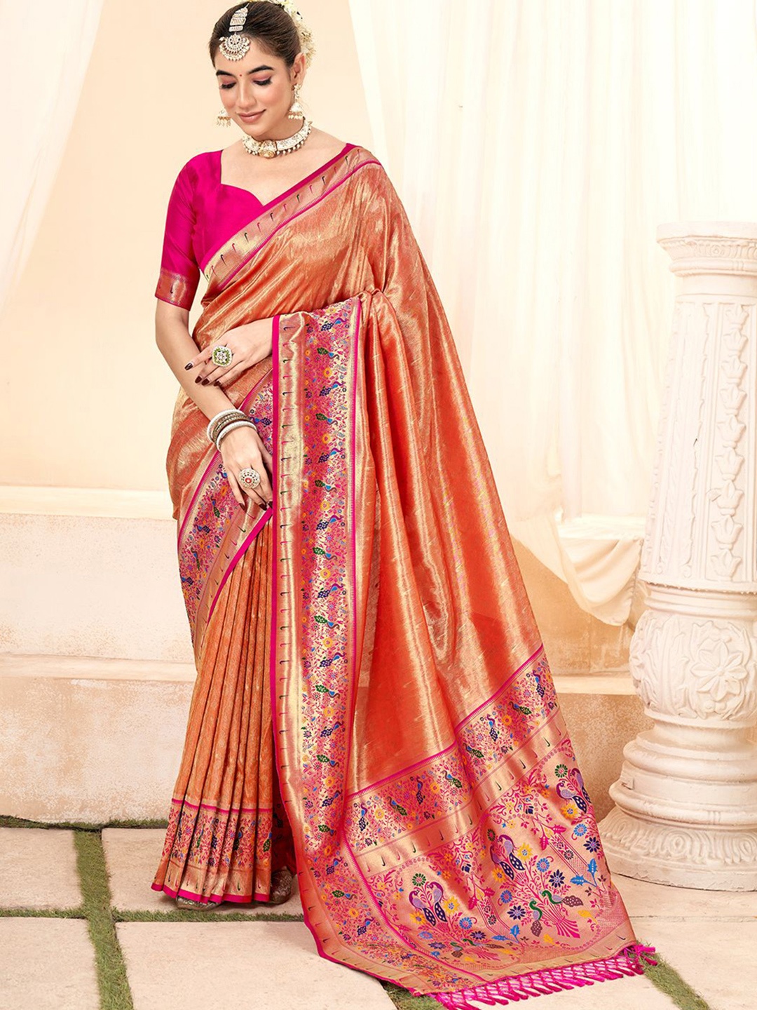 

DIVASTRI Woven Design Zari Tissue Paithani Saree, Orange