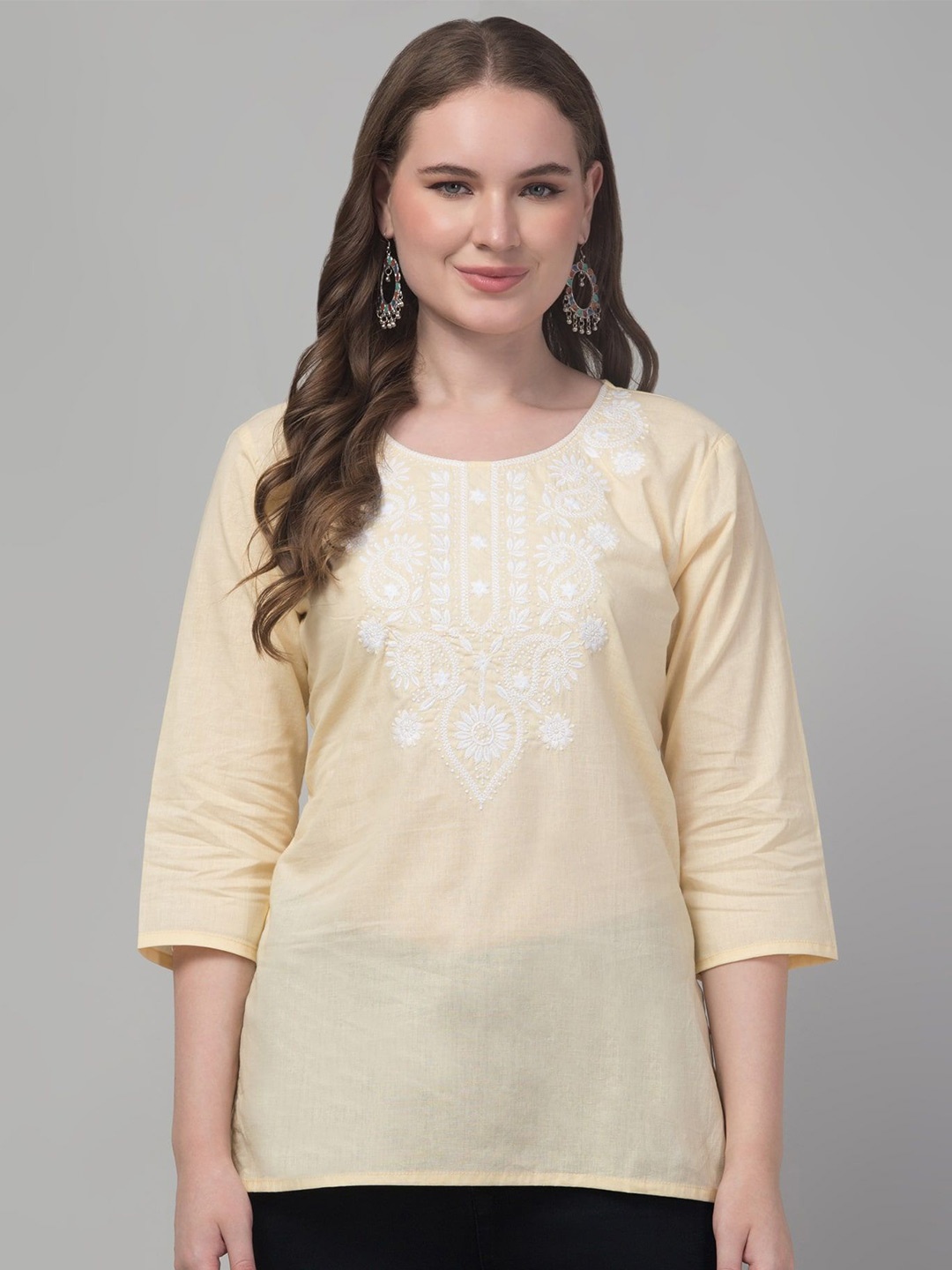 

FAMBEE Women Floral Embroidered Thread Work Pure Cotton Thread Work Kurti, Cream