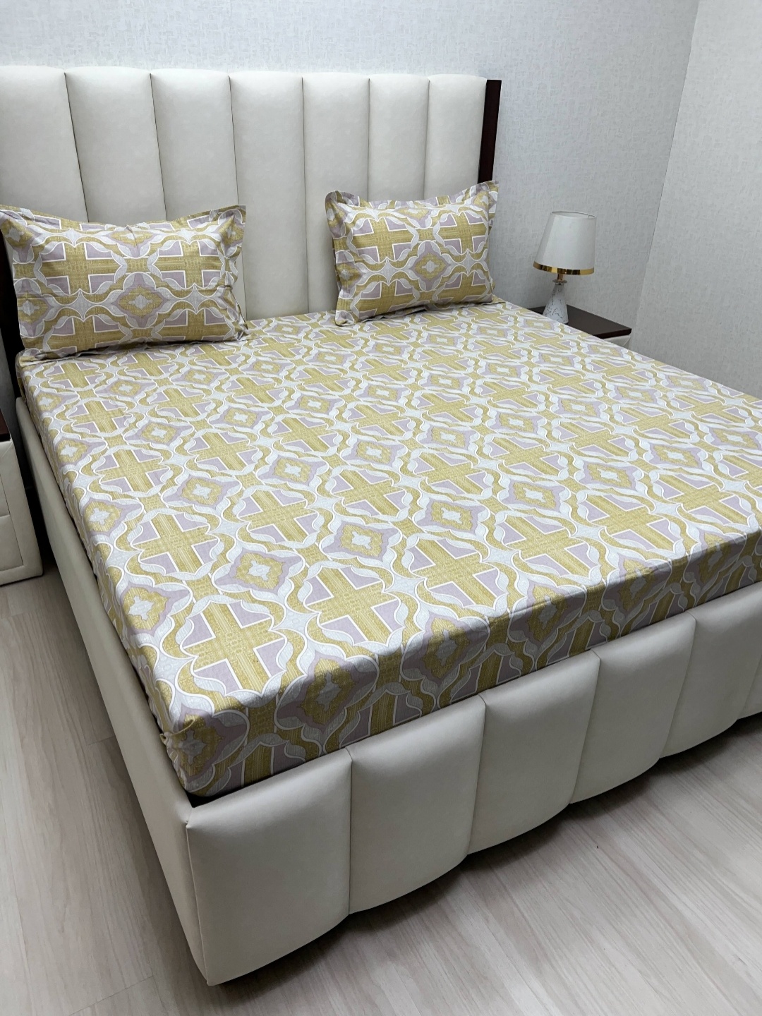 

Pure Decor Velar Brown Printed Cotton 350 TC King Bedsheet Set 2.74 m X 3.04 m