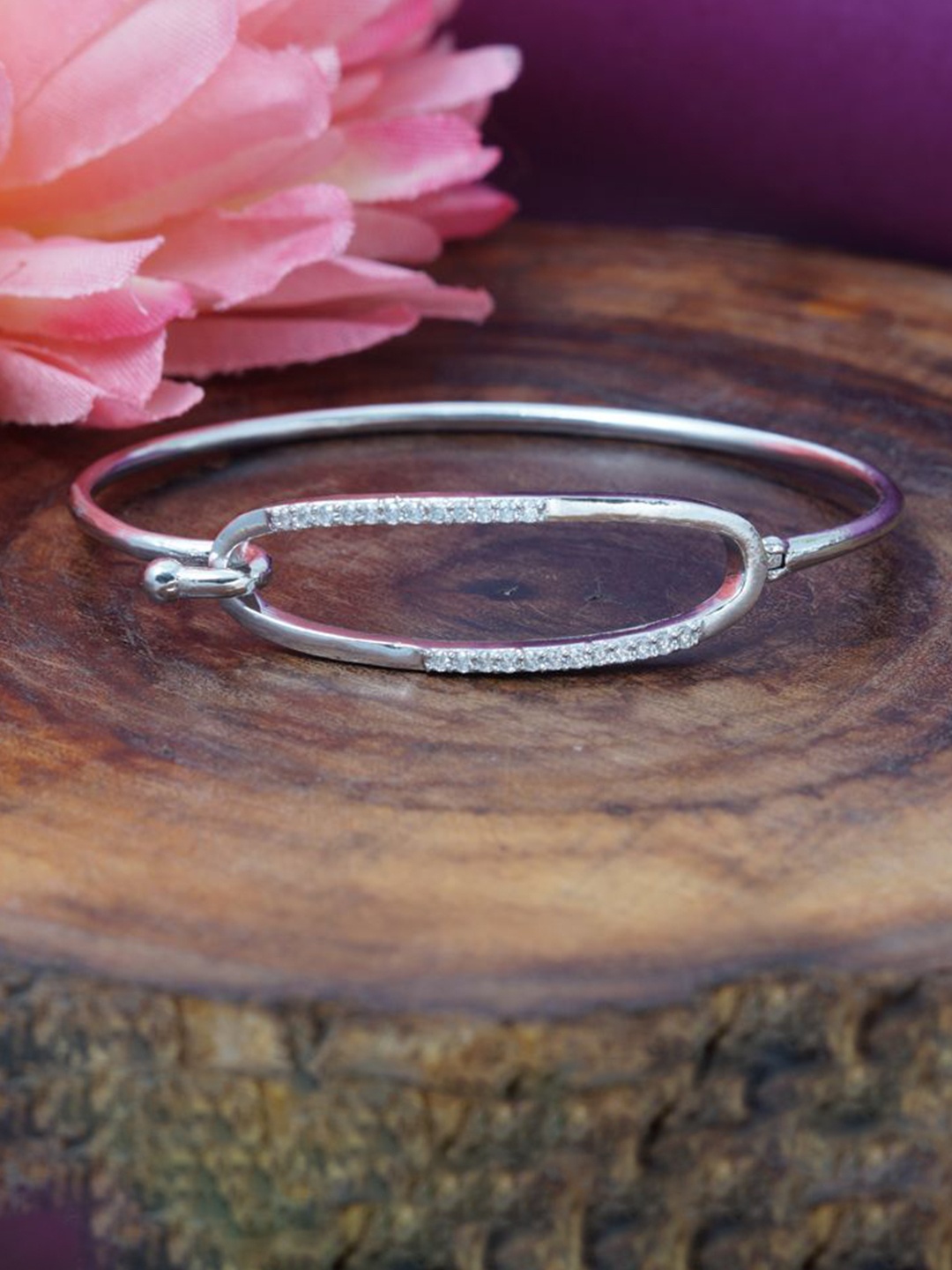 

Tuanz Silver Jewelry Women Sterling Silver Rhodium-Plated Bangle-Style Bracelet