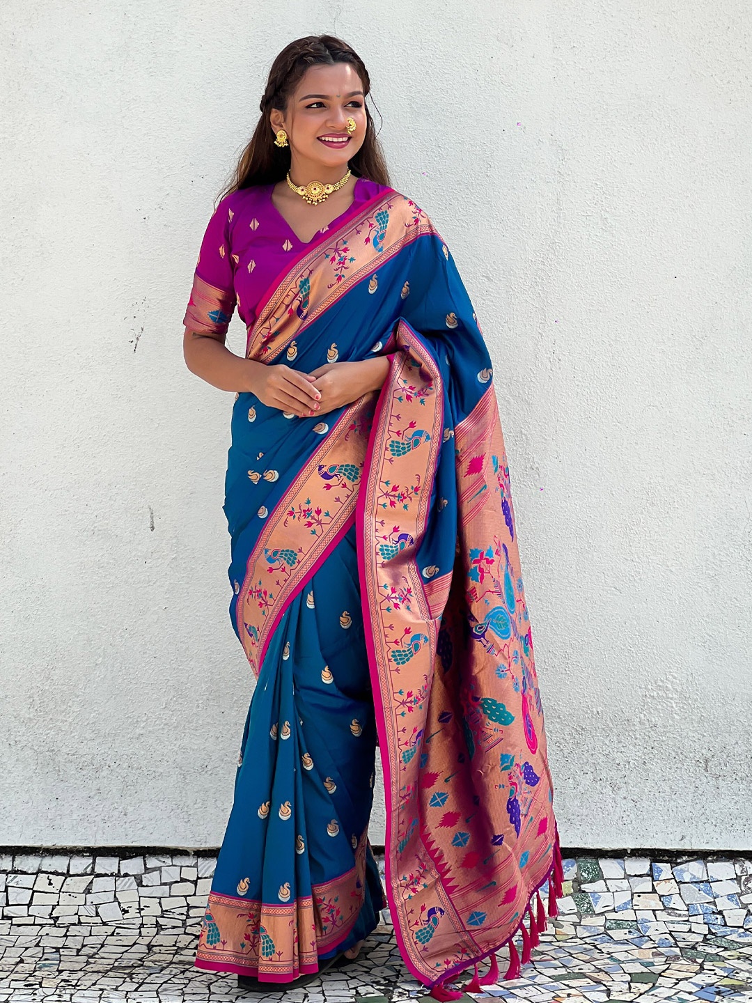 

Vintro Woven Design Zari Silk Blend Paithani Saree, Blue