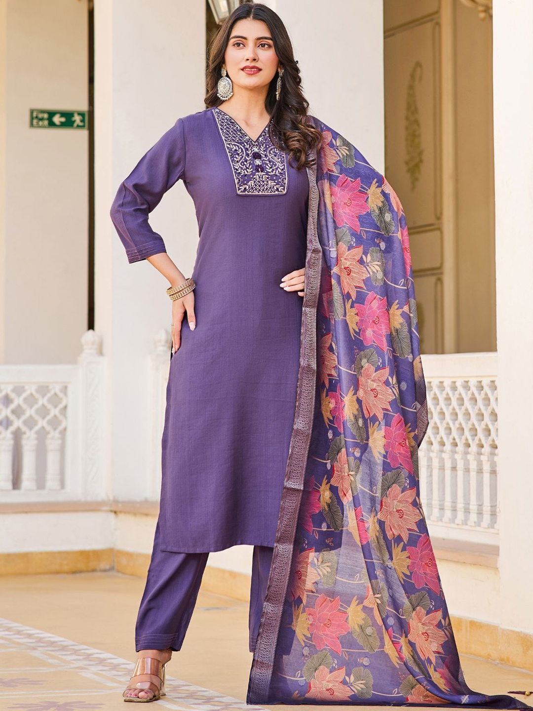 

ODETTE Women Floral Embroidered Regular Beads and Stones Kurta with Trousers & Dupatta, Purple
