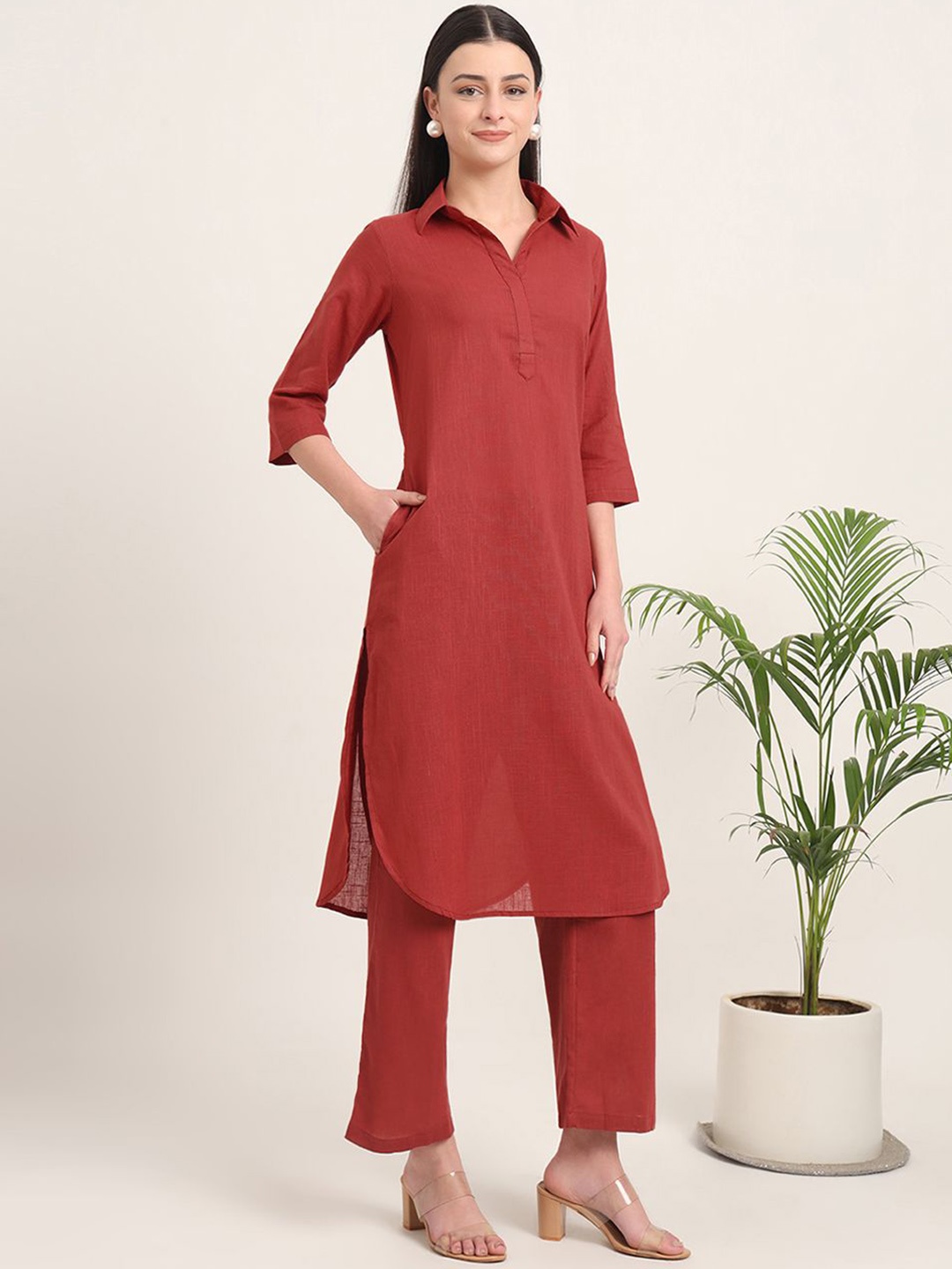 

Thevasa Shirt Collar Three-Quarter Sleeves Comfort Cotton Kurta, Red